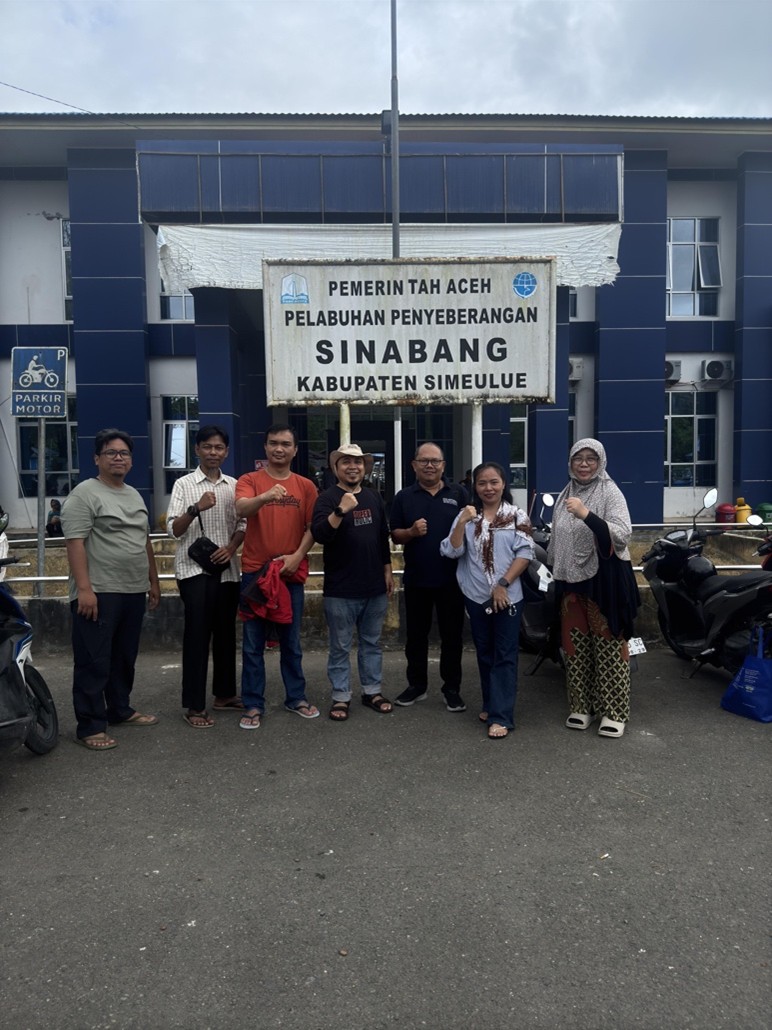 Kerjasama Penelitian Universitas Malikussaleh dan Universitas Potensi Utama: Eksplorasi Rumput Laut di Perairan Simeulue